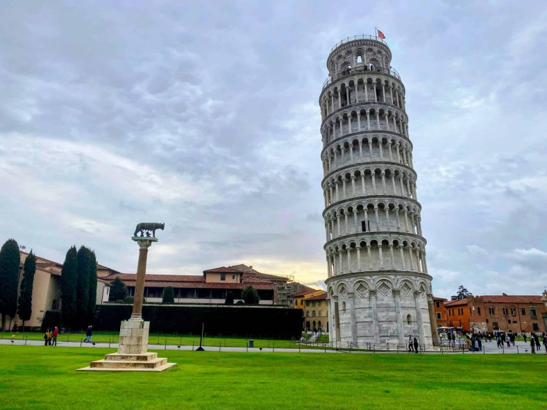 Menara Pisa