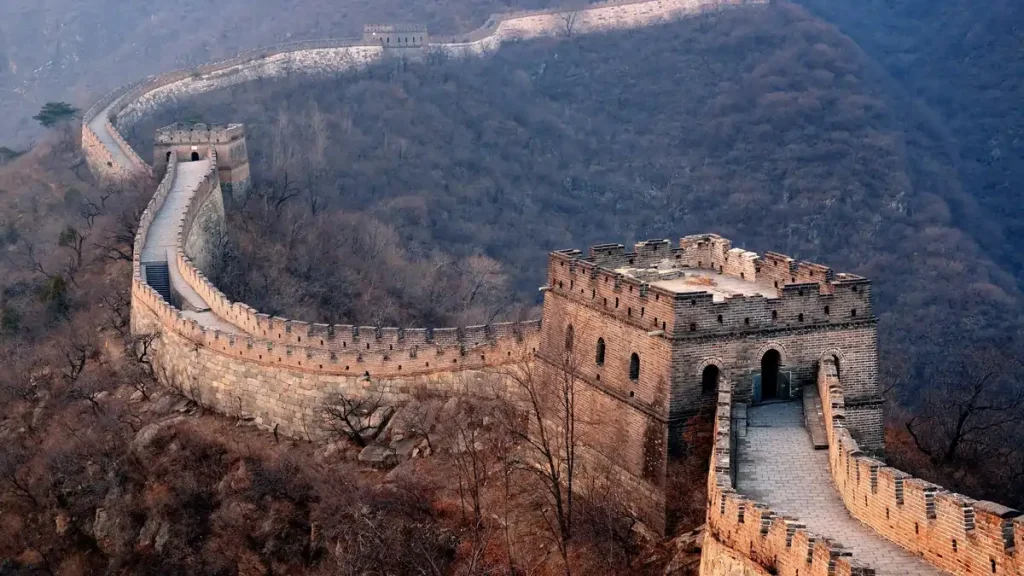 Keajaiban Great Wall of China yang Membentang Ribuan Kilometer